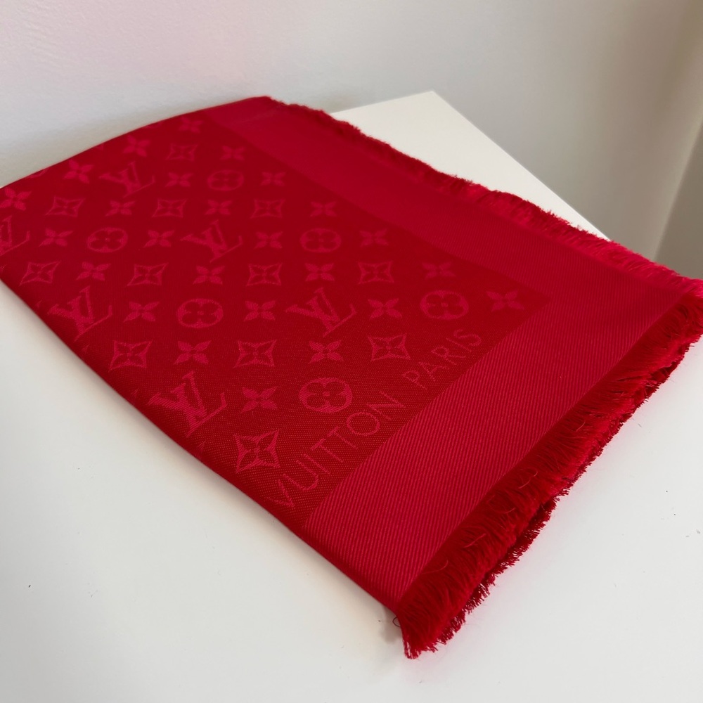LV Shawl